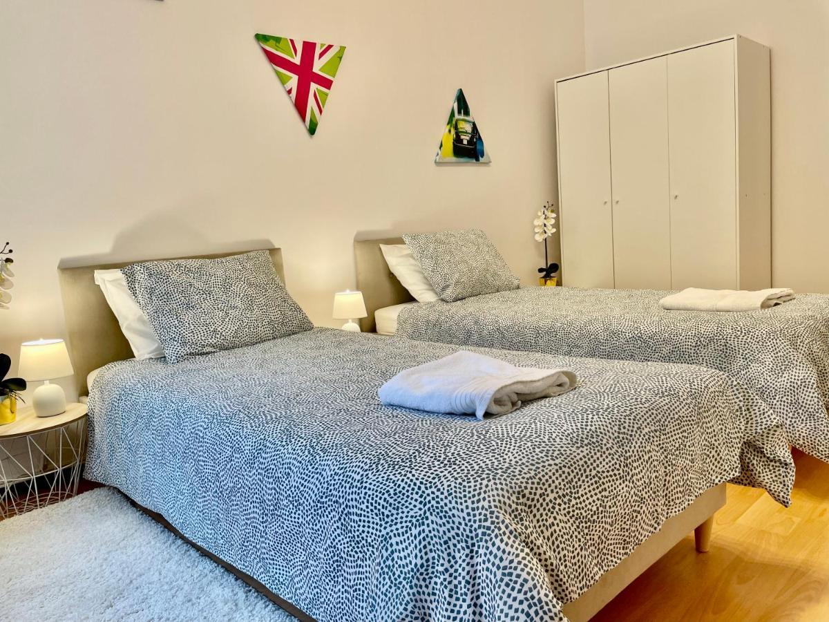 Warsaw Concierge Wola Ratusz Apartment Luaran gambar